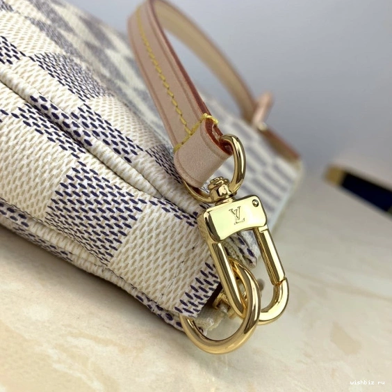 WIS Louis POCHETTE ACCESSOIRES Vuitton 0203